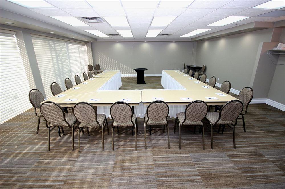 Canterra Suites Hotel Edmonton Ngoại thất bức ảnh