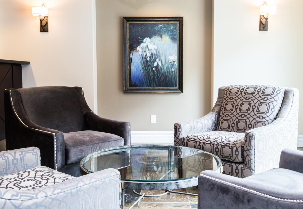 Canterra Suites Hotel Edmonton Ngoại thất bức ảnh