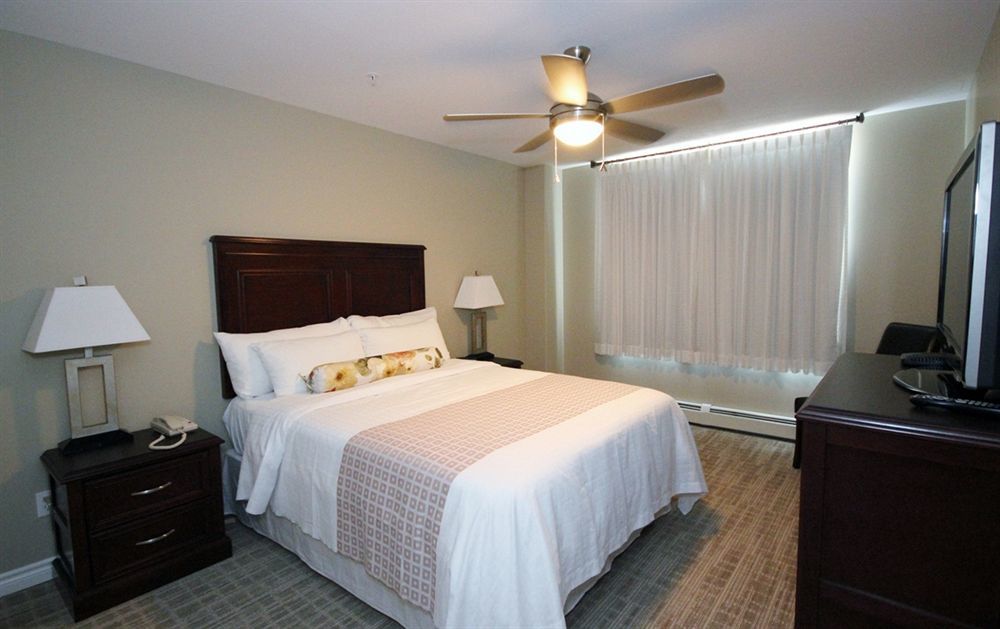 Canterra Suites Hotel Edmonton Ngoại thất bức ảnh